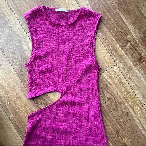 Zara Cutout Textured Dress - Fuchsia - Picture 7 of 8